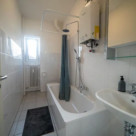 Dwk: Monteurwohnung 아파트호텔 코블렌츠