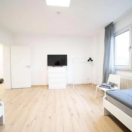 Dwk: Monteurwohnung *